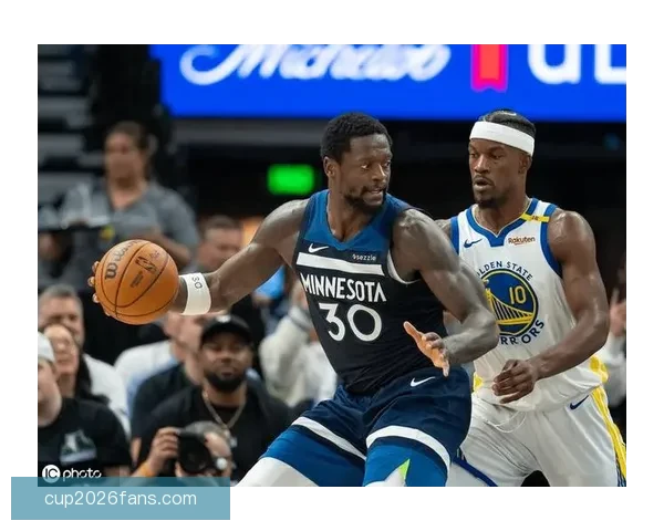 杜伦砍下22加14助活塞双杀森林狼兰德尔空砍27仍难挽败局华子缺阵错失奖项